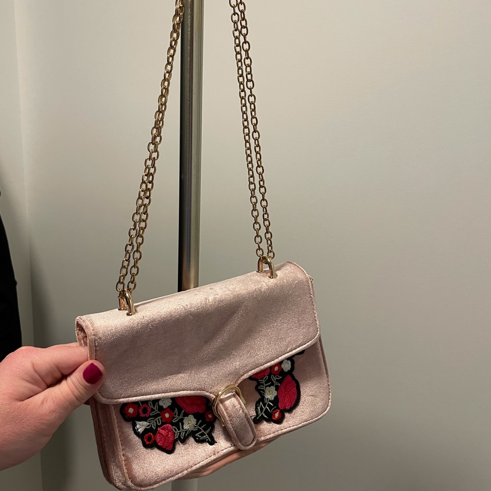 Light pink Velvet crossbody bag with embroidery